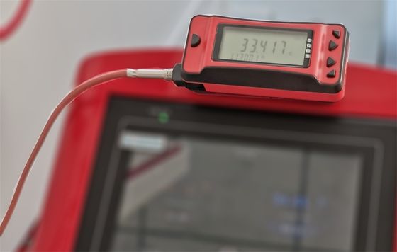 Pt100 デジタル温度計 ワイヤレスデータ送信と ±0.05C/1年安定性
