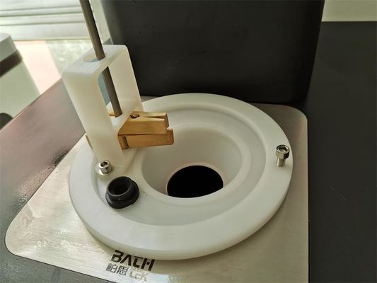 安定した黒体空洞放射源を持つ耳/前頭温度計の校正器